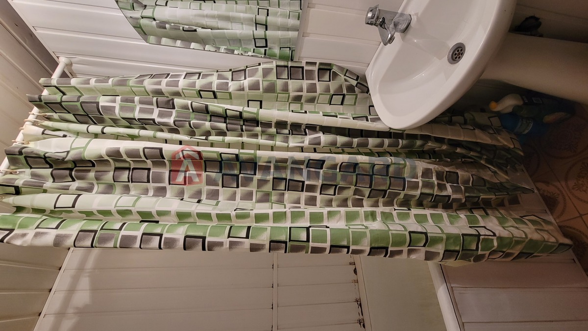 ������� �������, 48 ��.�. ���� 12