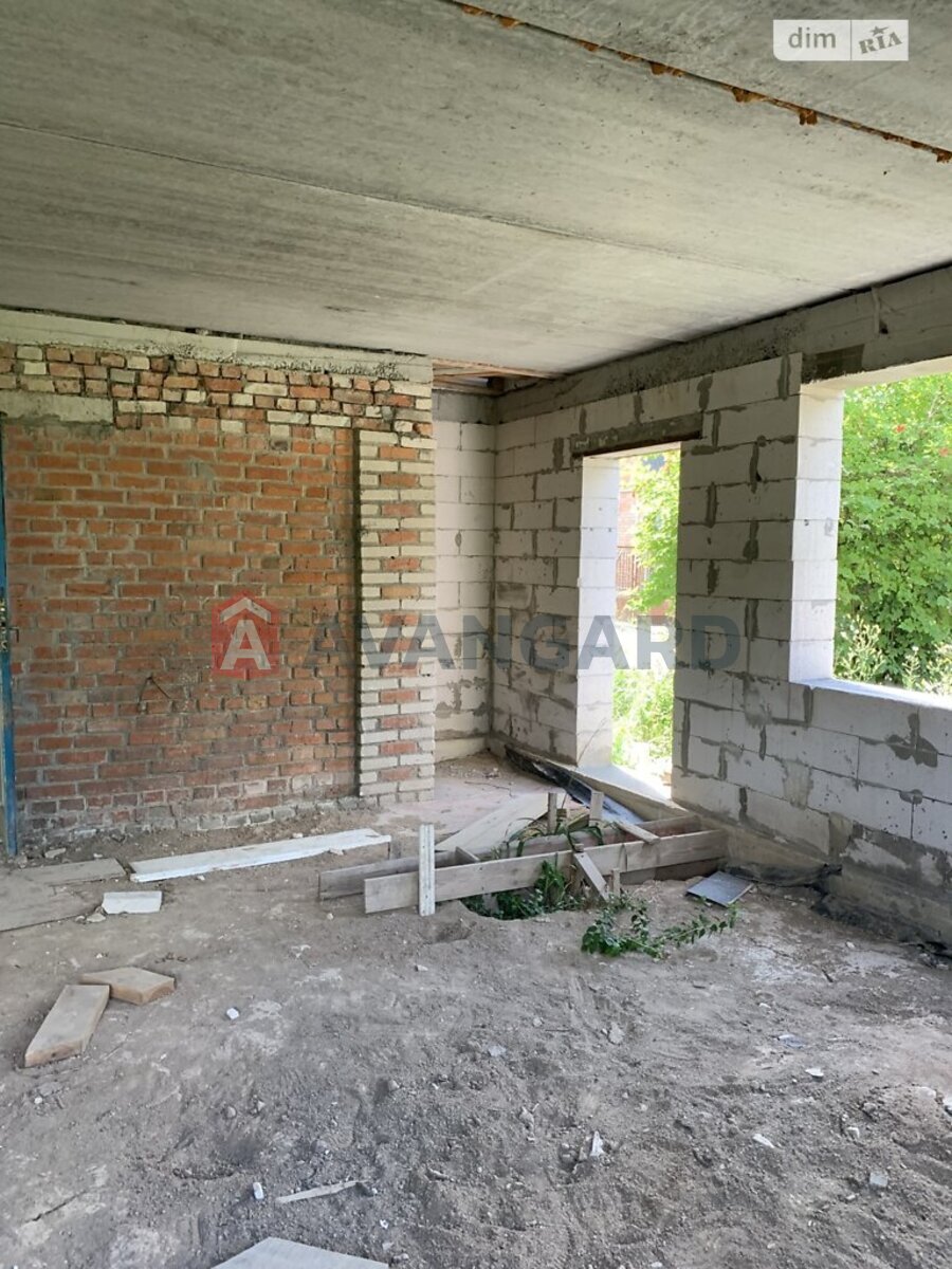 �������, 120 ��.�. ���� 11