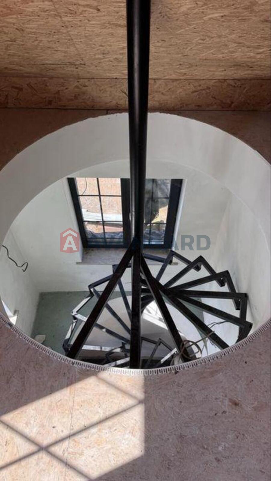 �������, 67 ��.�. ���� 5