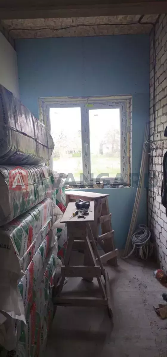 �������, 100 ��.�. ���� 9