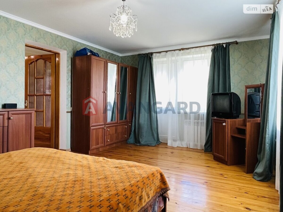 ���, 202 ��.�. ���� 21