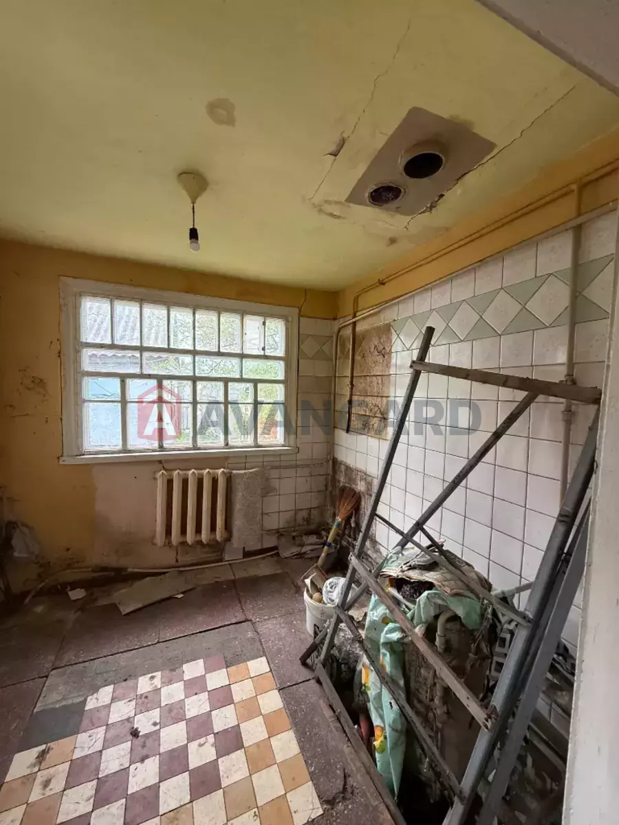 �������, 50 ��.�. ���� 16