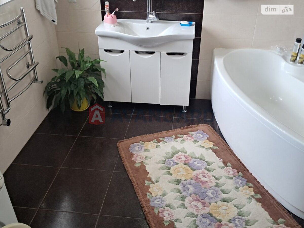 �������, 90 ��.�. ���� 12