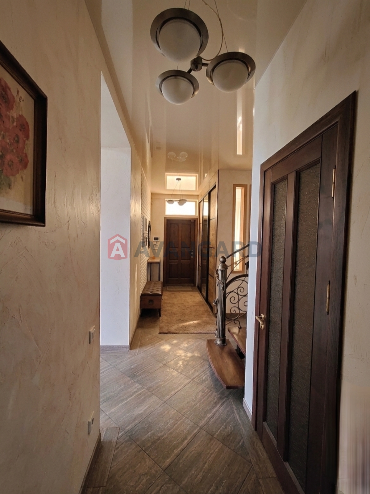 �������, 270 ��.�. ���� 12