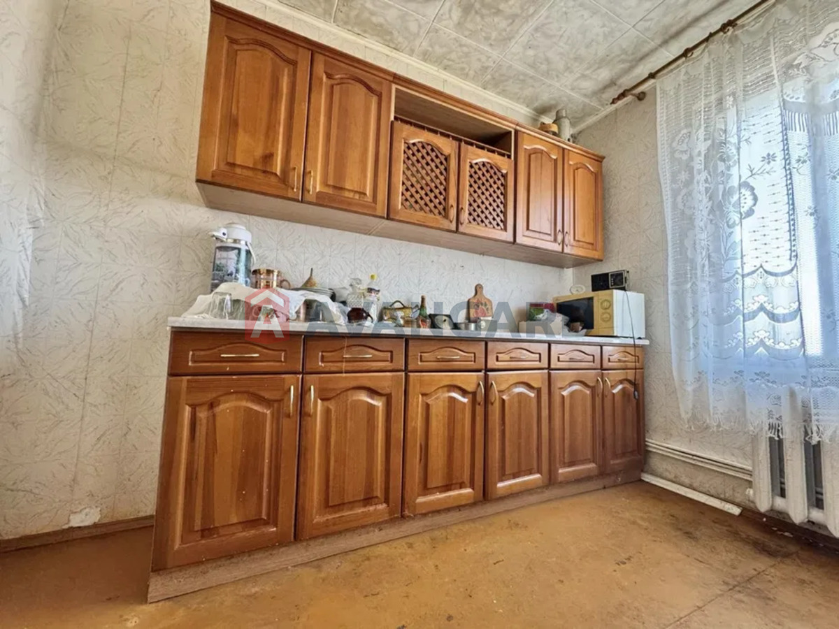 �������, 85 ��.�. ���� 12