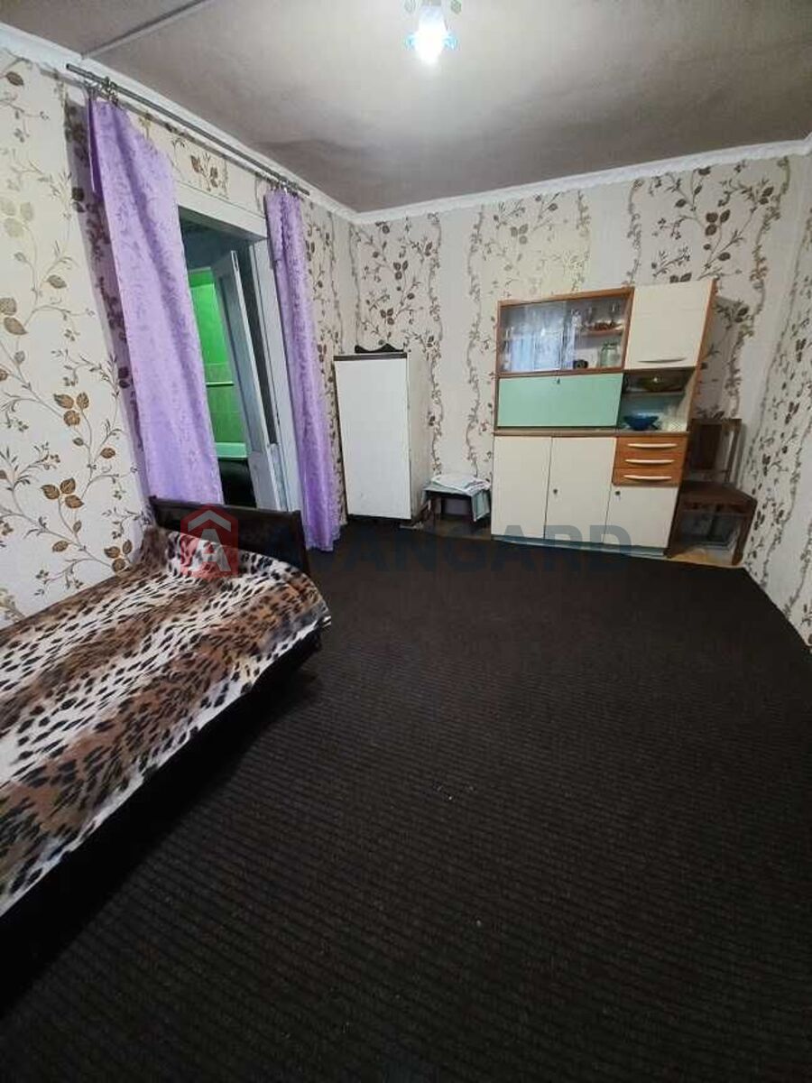 ������� �������, 48 ��.�. ���� 6