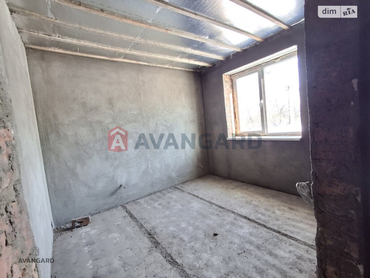 ��������, 75 ��.�. ���� 10