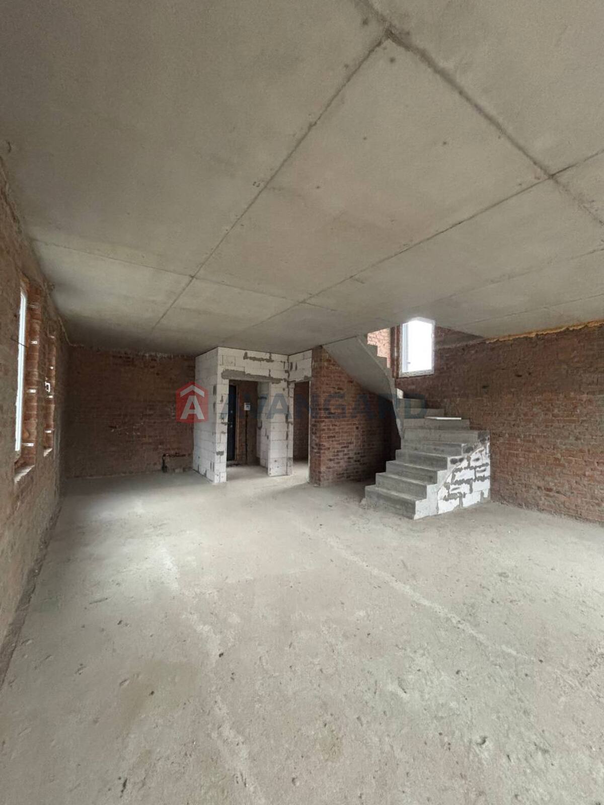 �������, 110 ��.�. ���� 19