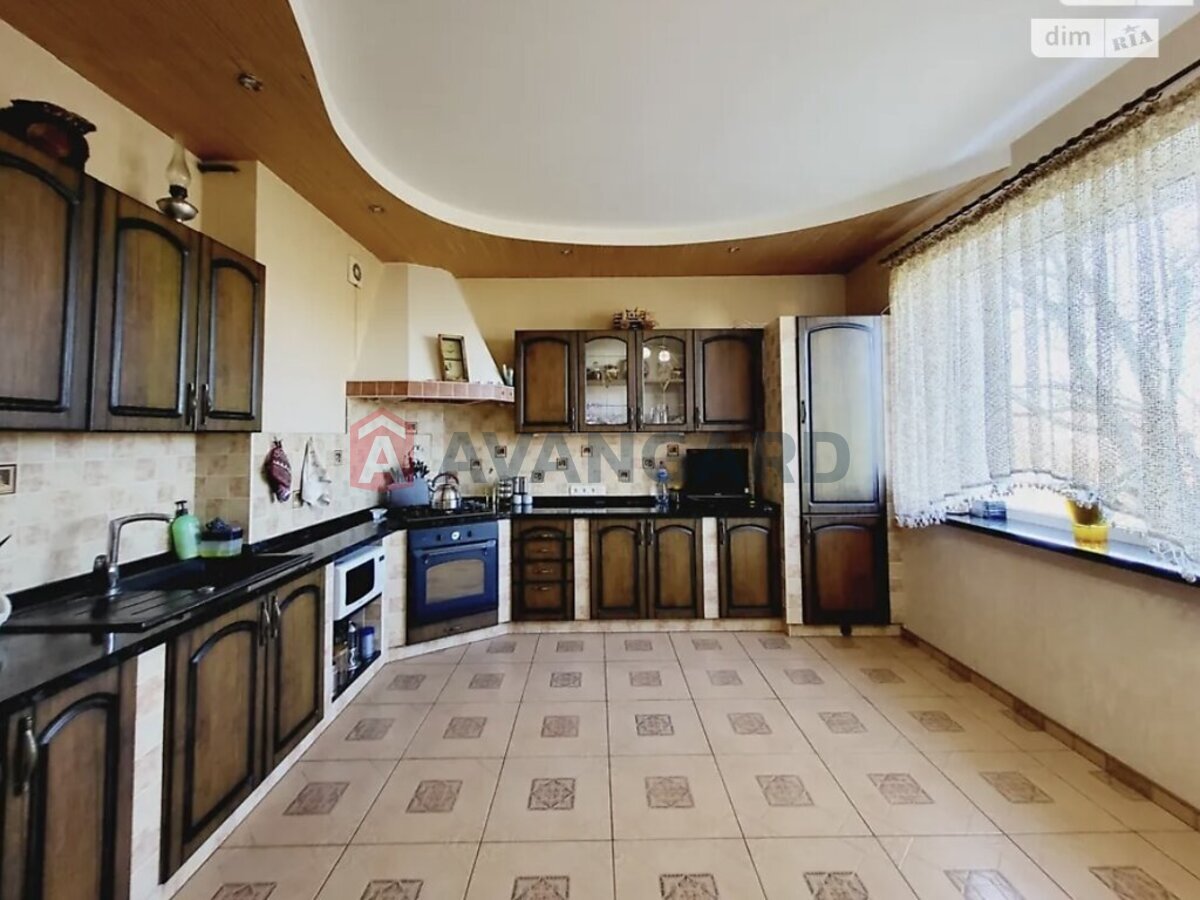 �������, 240 ��.�. ���� 14