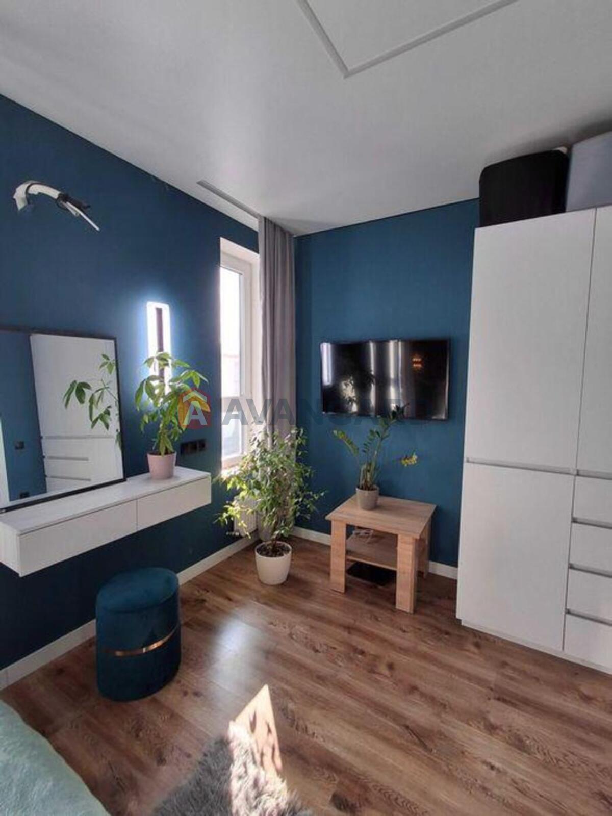 ��������, 46 ��.�. ���� 12