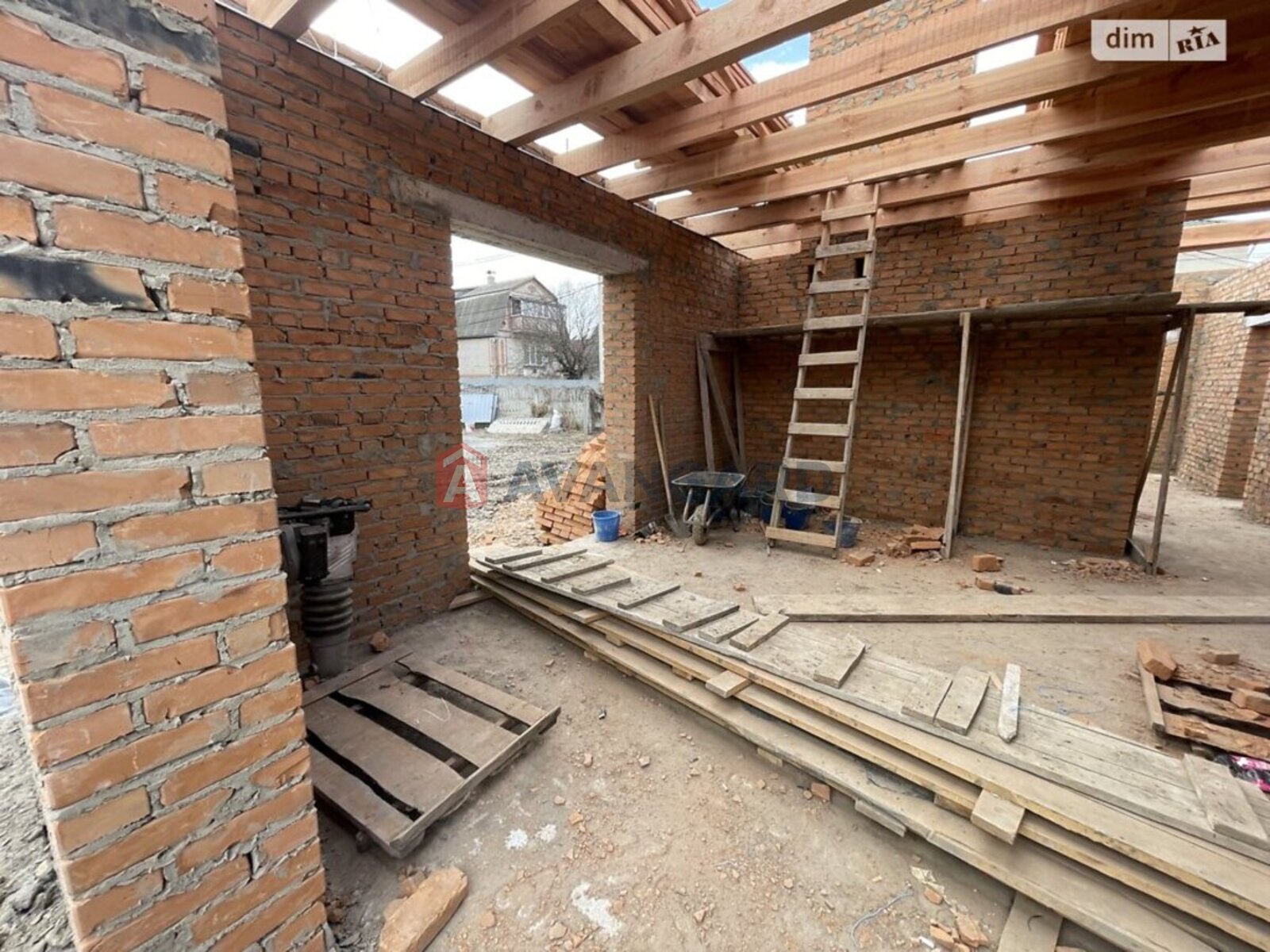 �������, 100 ��.�. ���� 7