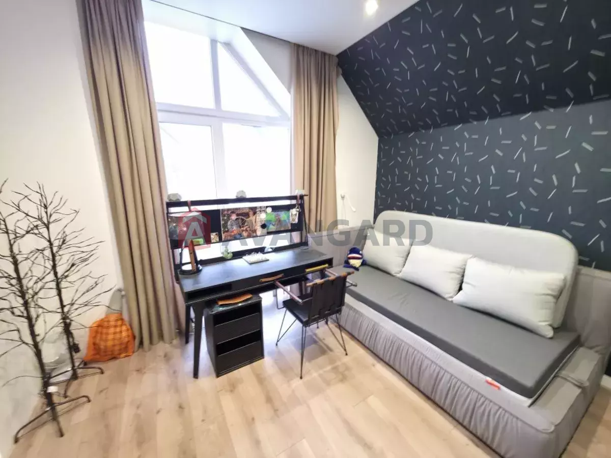 �������, 105 ��.�. ���� 2