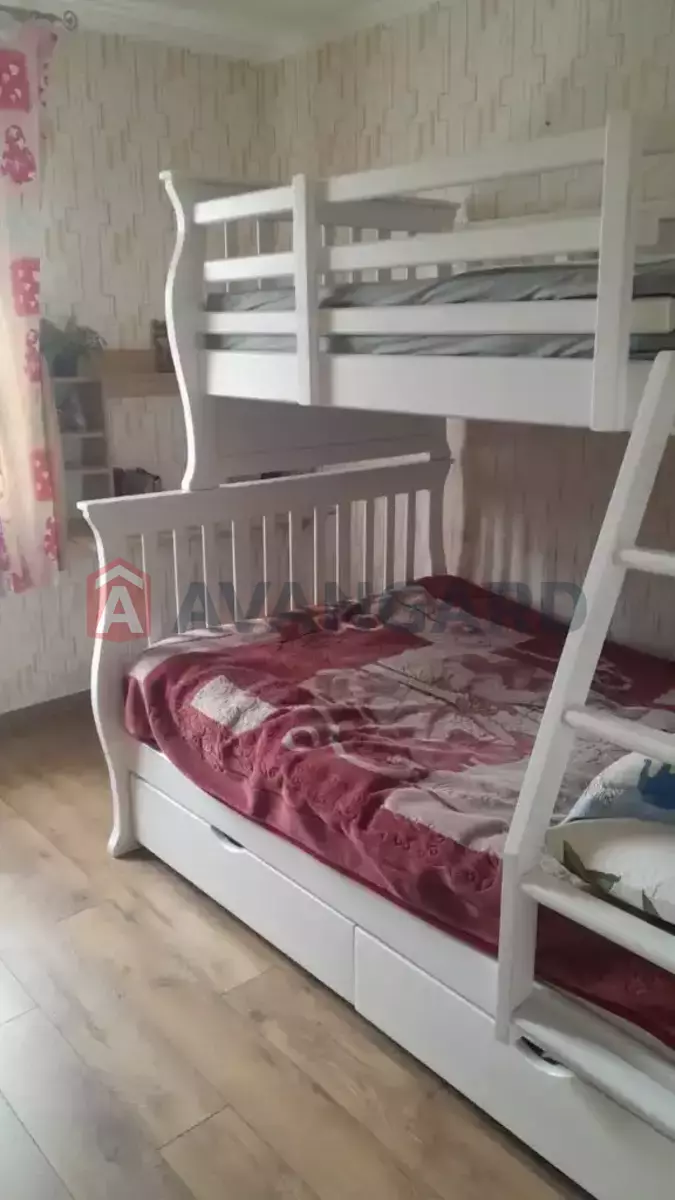 �������, 80 ��.�. ���� 28