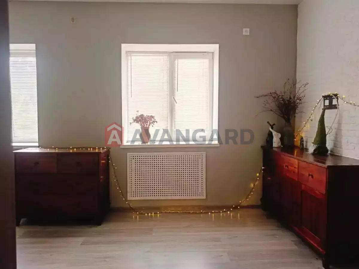 ������� �������, 90 ��.�. ���� 18