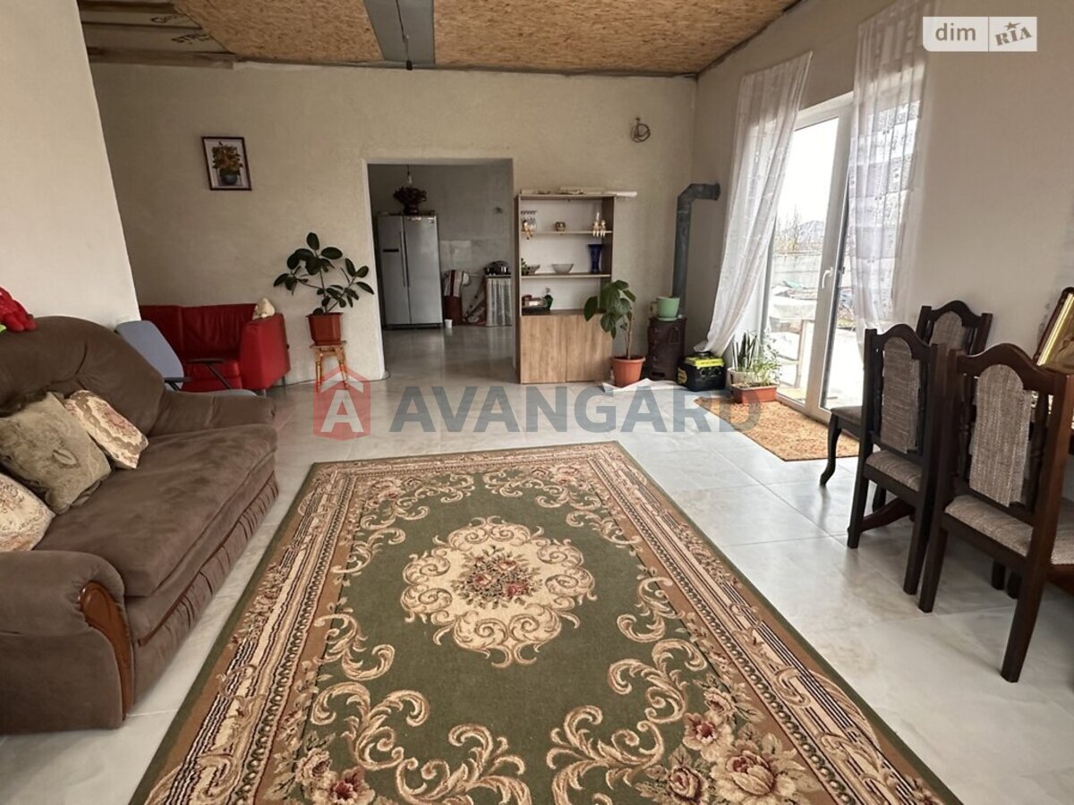 �������, 100 ��.�. ���� 19