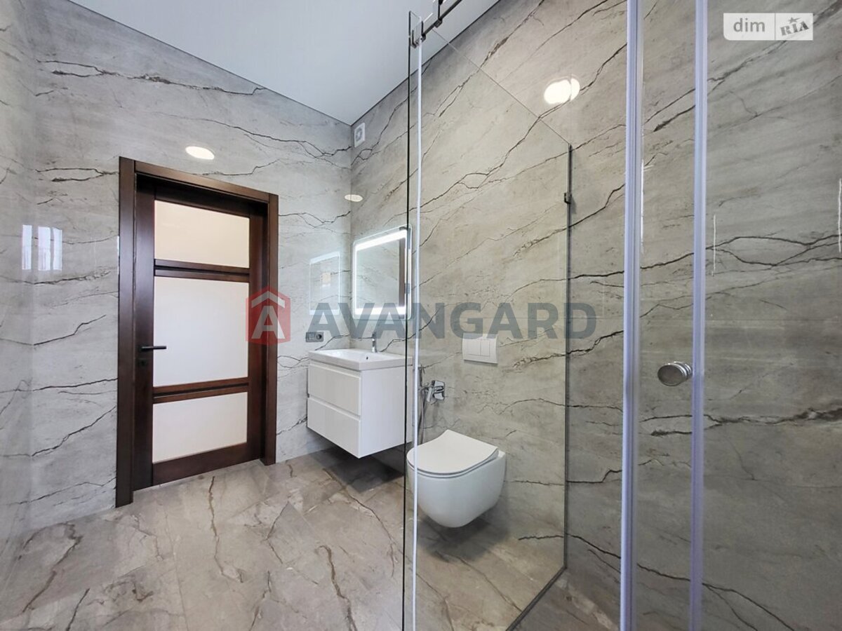 �������, 107 ��.�. ���� 10