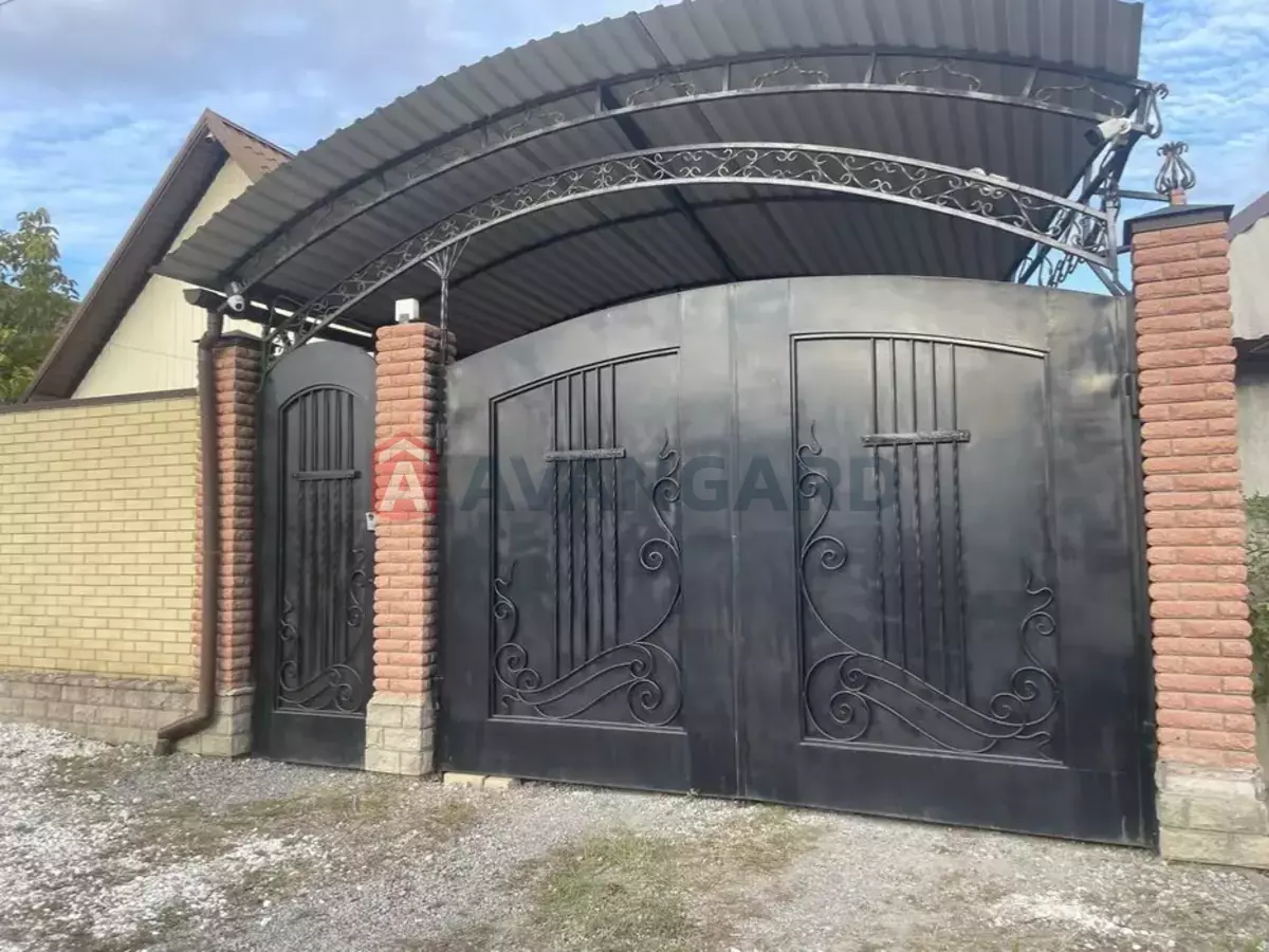 ���, 100 ��.�. ���� 2