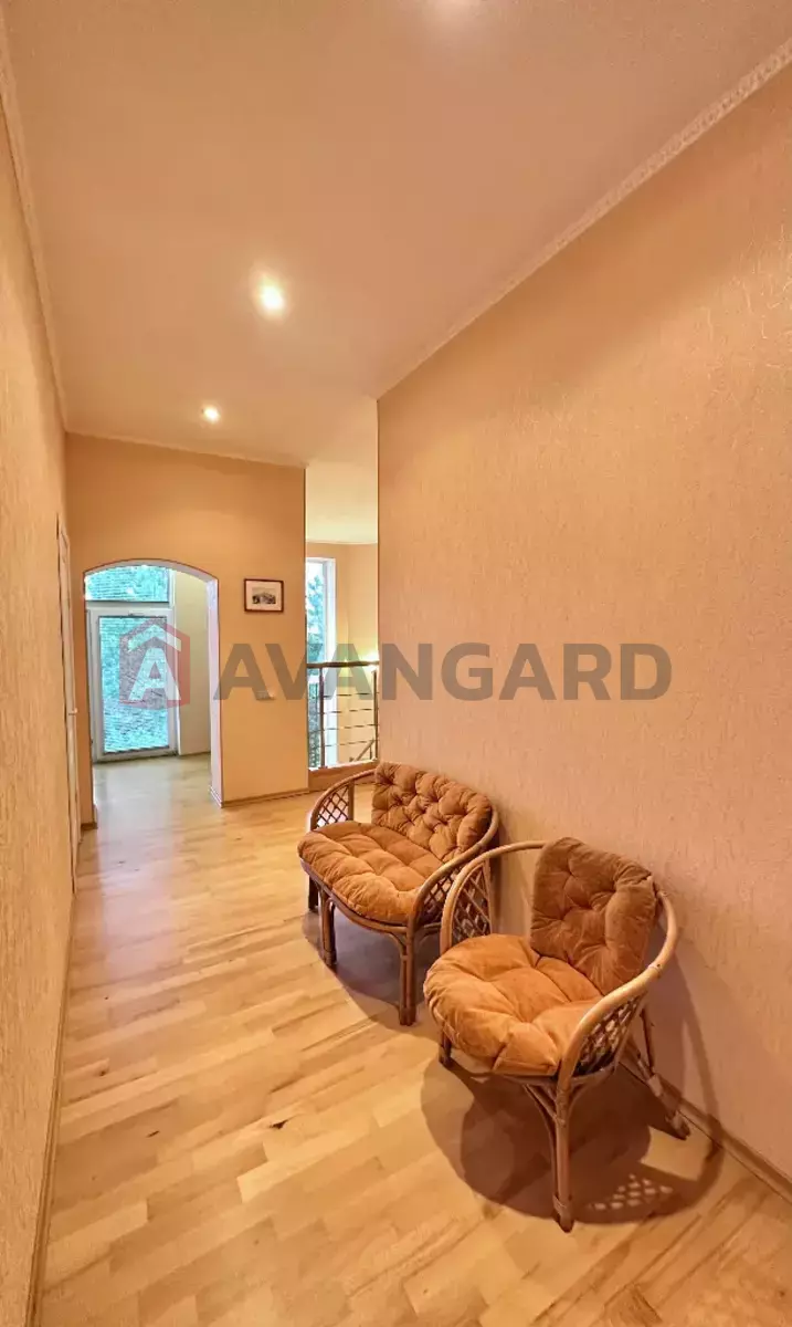 �������, 176 ��.�. ���� 29