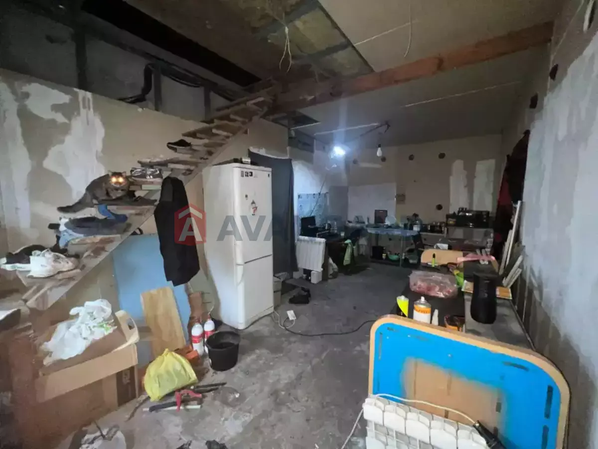 �������, 170 ��.�. ���� 16