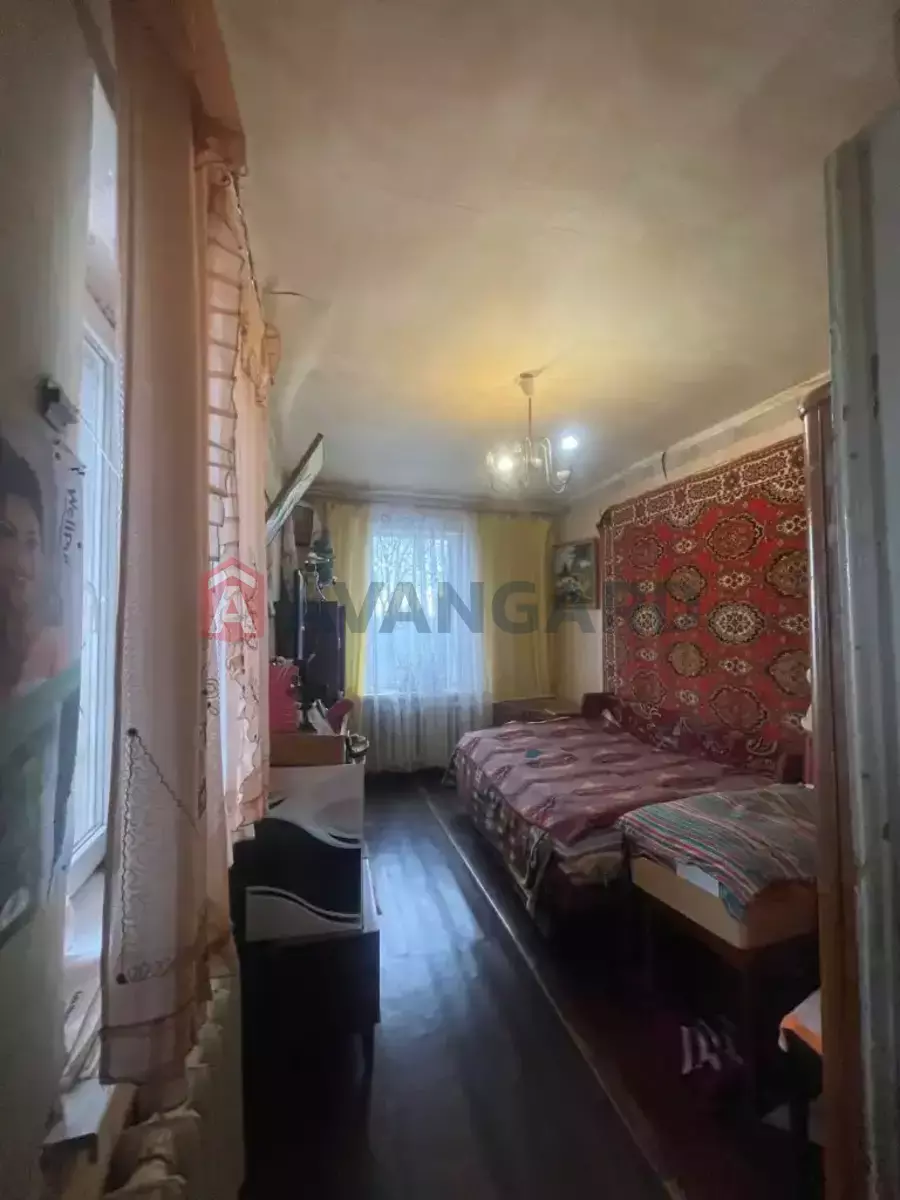 ����� ����, 70 ��.�. ���� 8