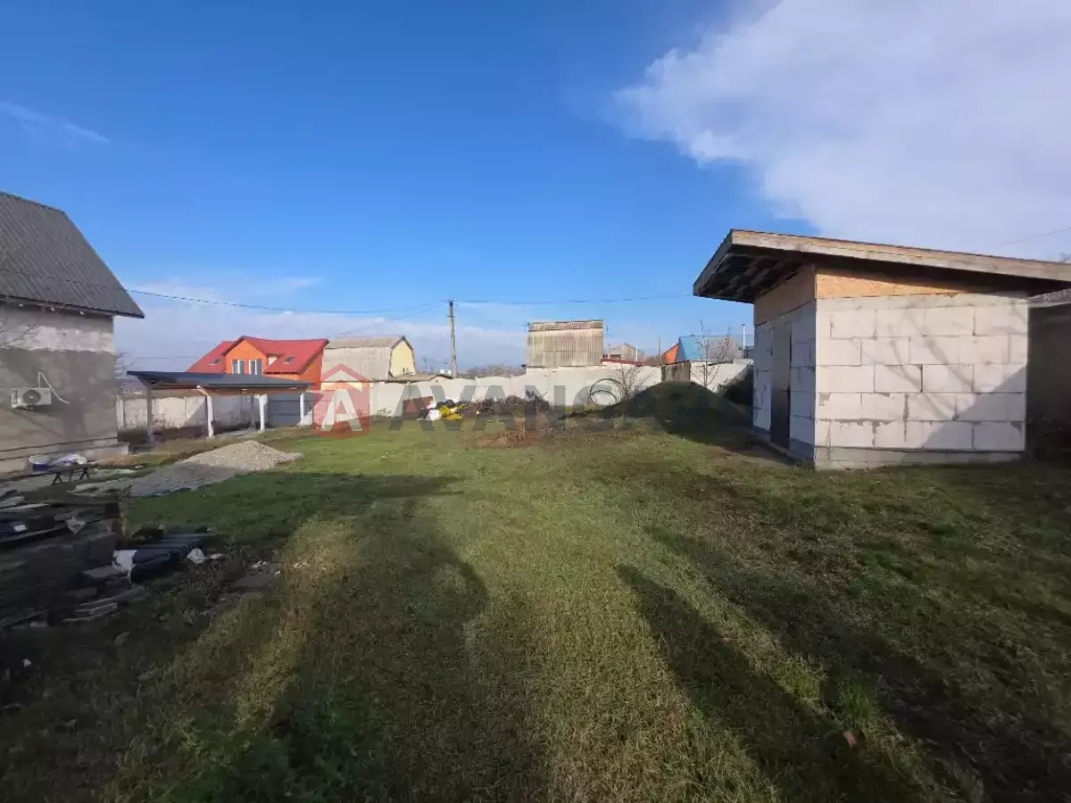 �������, 100 ��.�. ���� 8