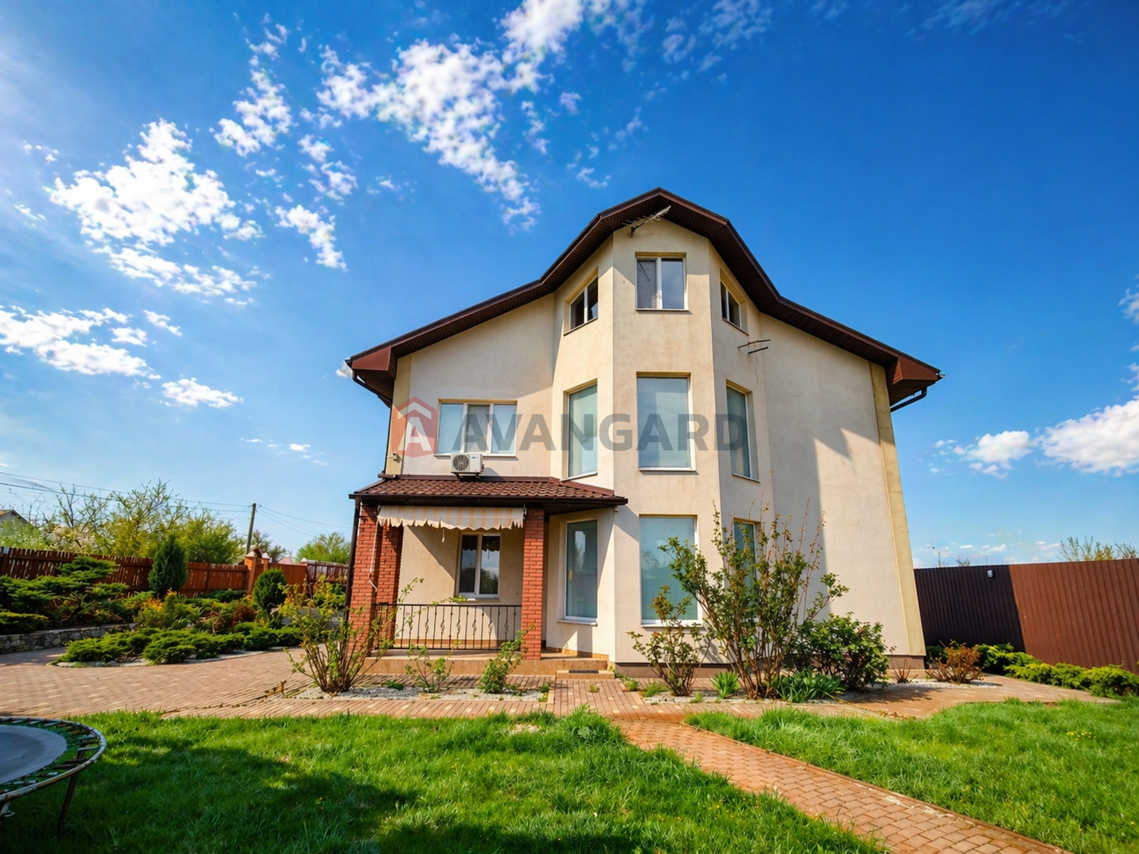 �������, 270 ��.�. ���� 2