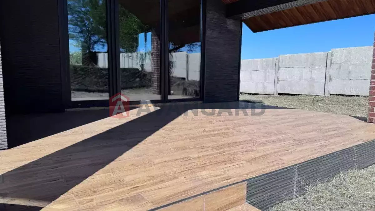 �������, 160 ��.�. ���� 22