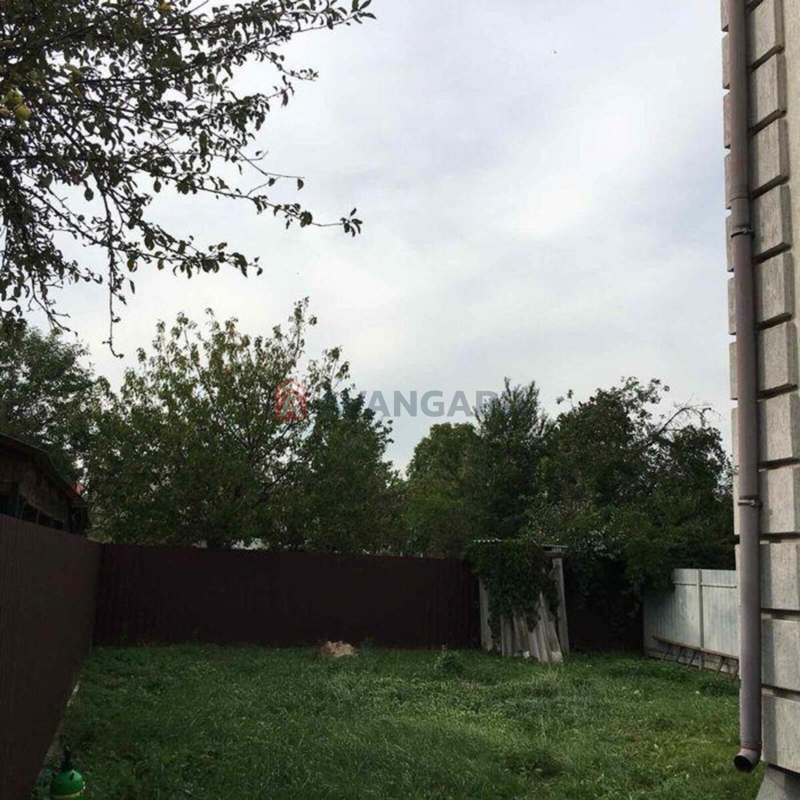 �������, 210 ��.�. ���� 19