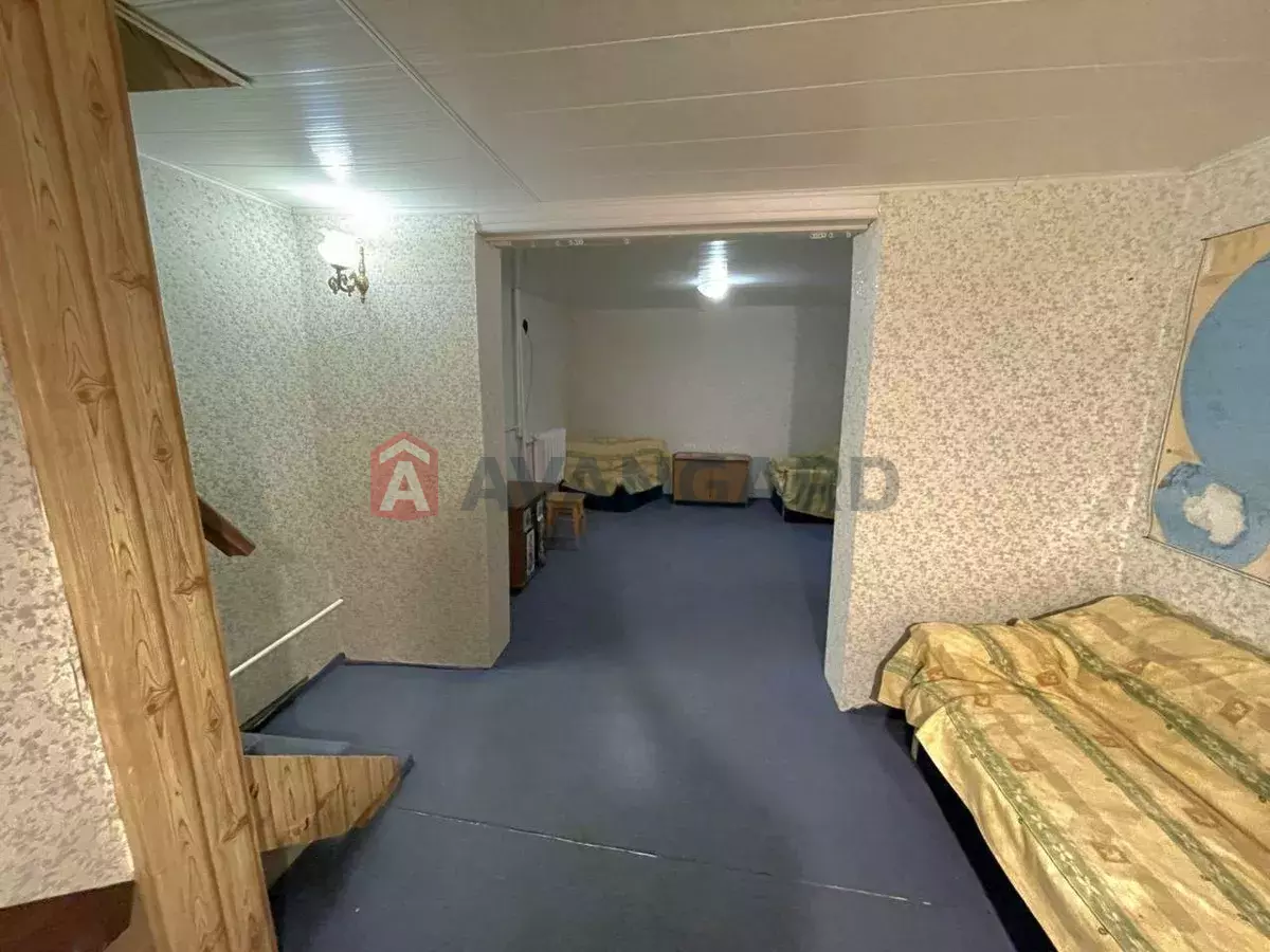 ������� �������, 95 ��.�. ���� 3