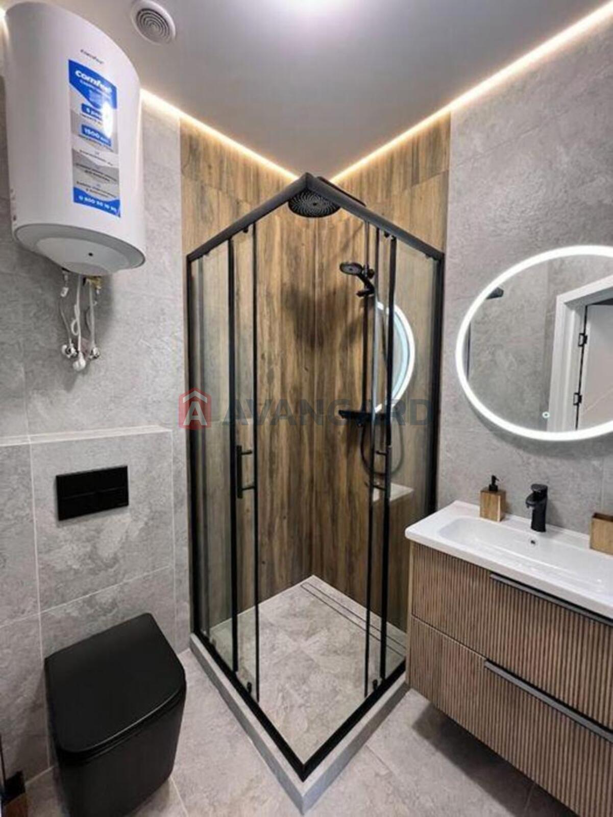 ��������, 33 ��.�. ���� 6