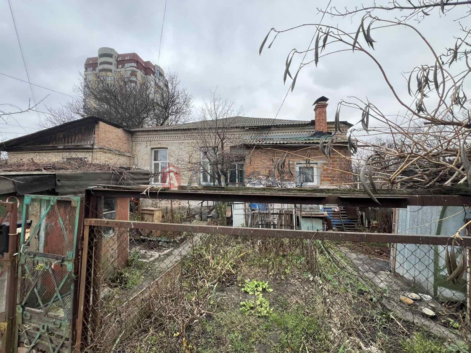 ������� �������, 37 ��.�. ���� 14