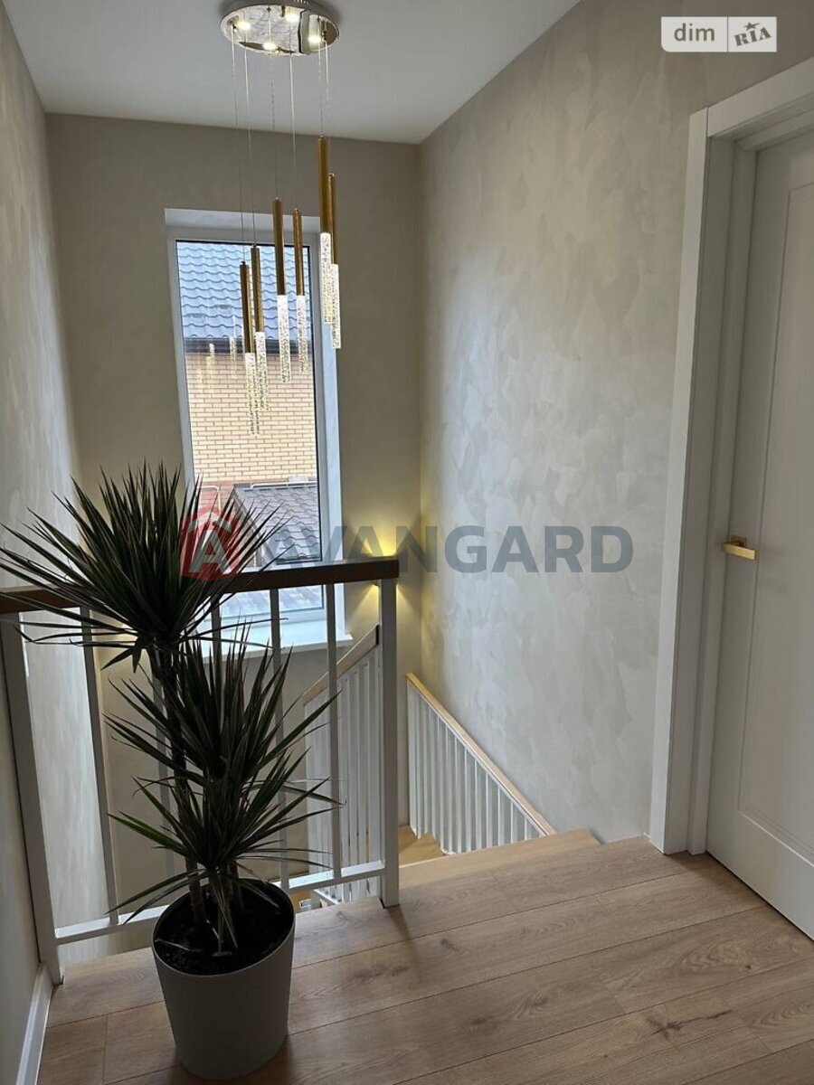 105 ��.�. ���� 17