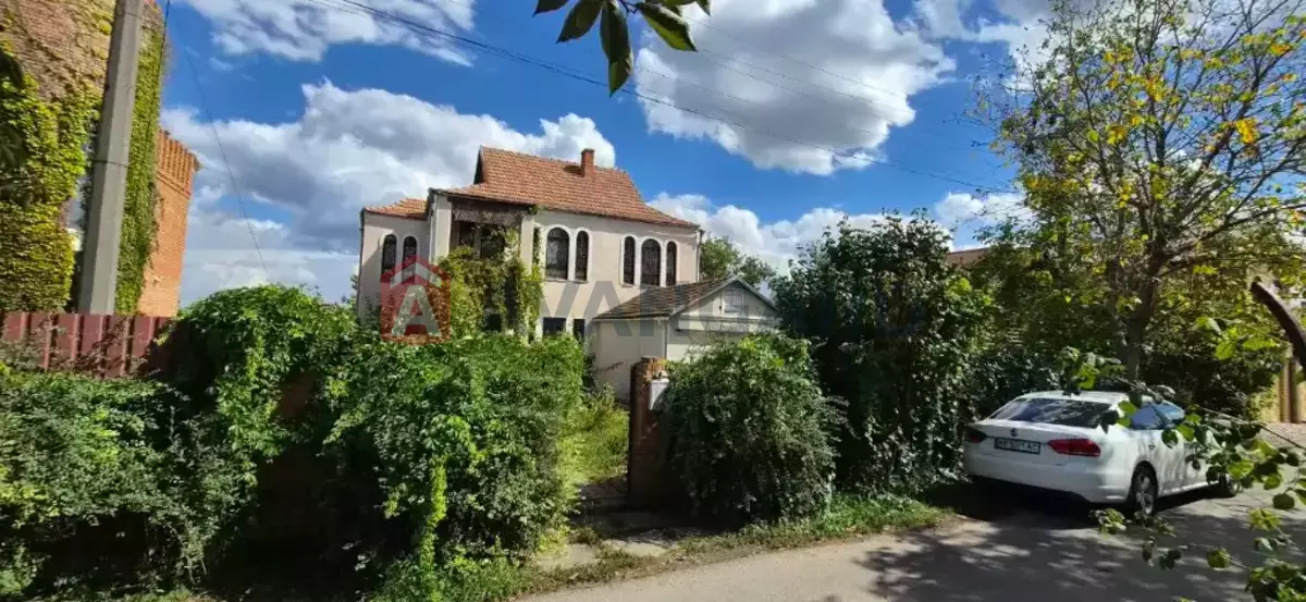 �������, 200 ��.�. ���� 16