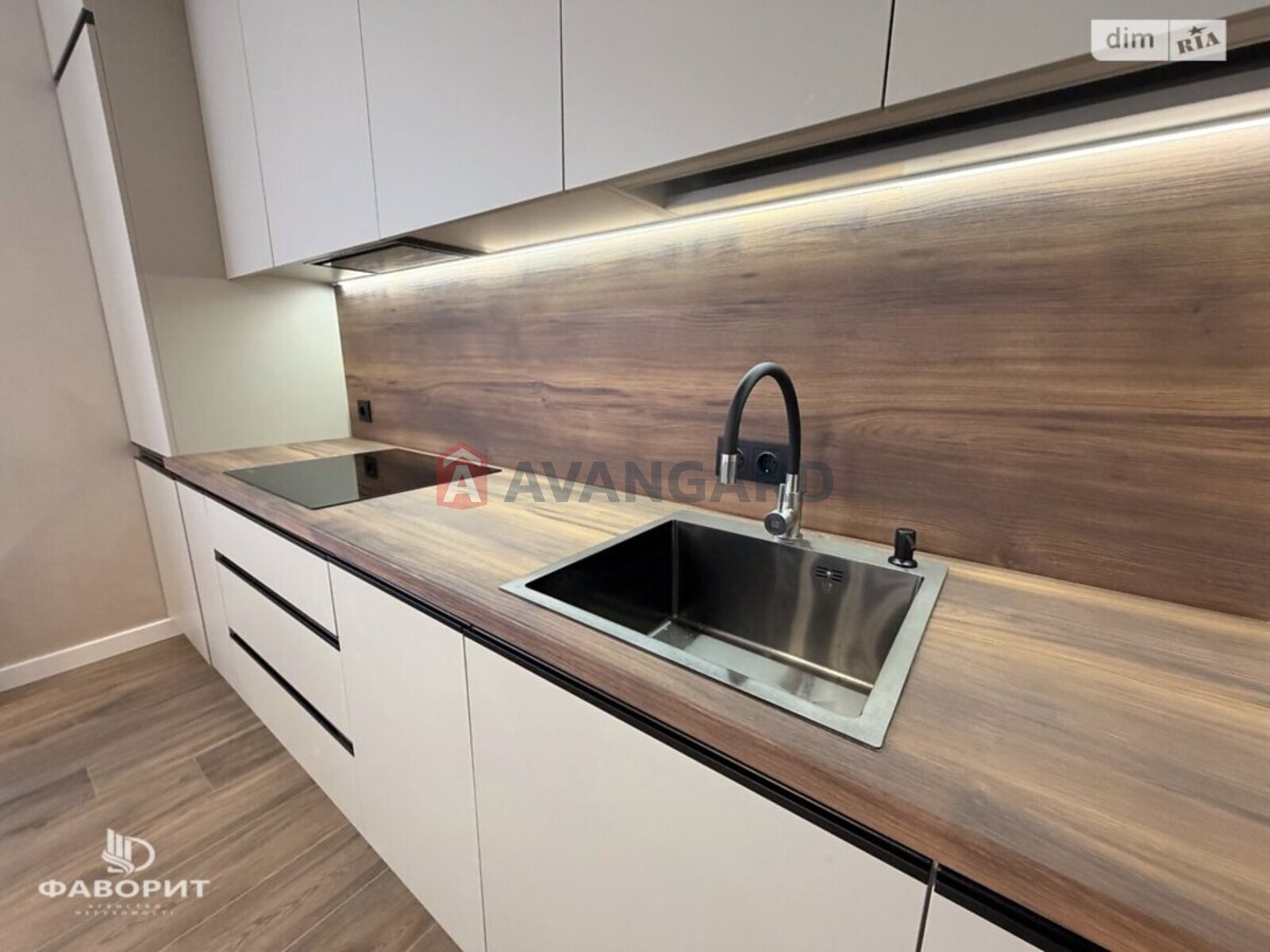 �������, 110 ��.�. ���� 3