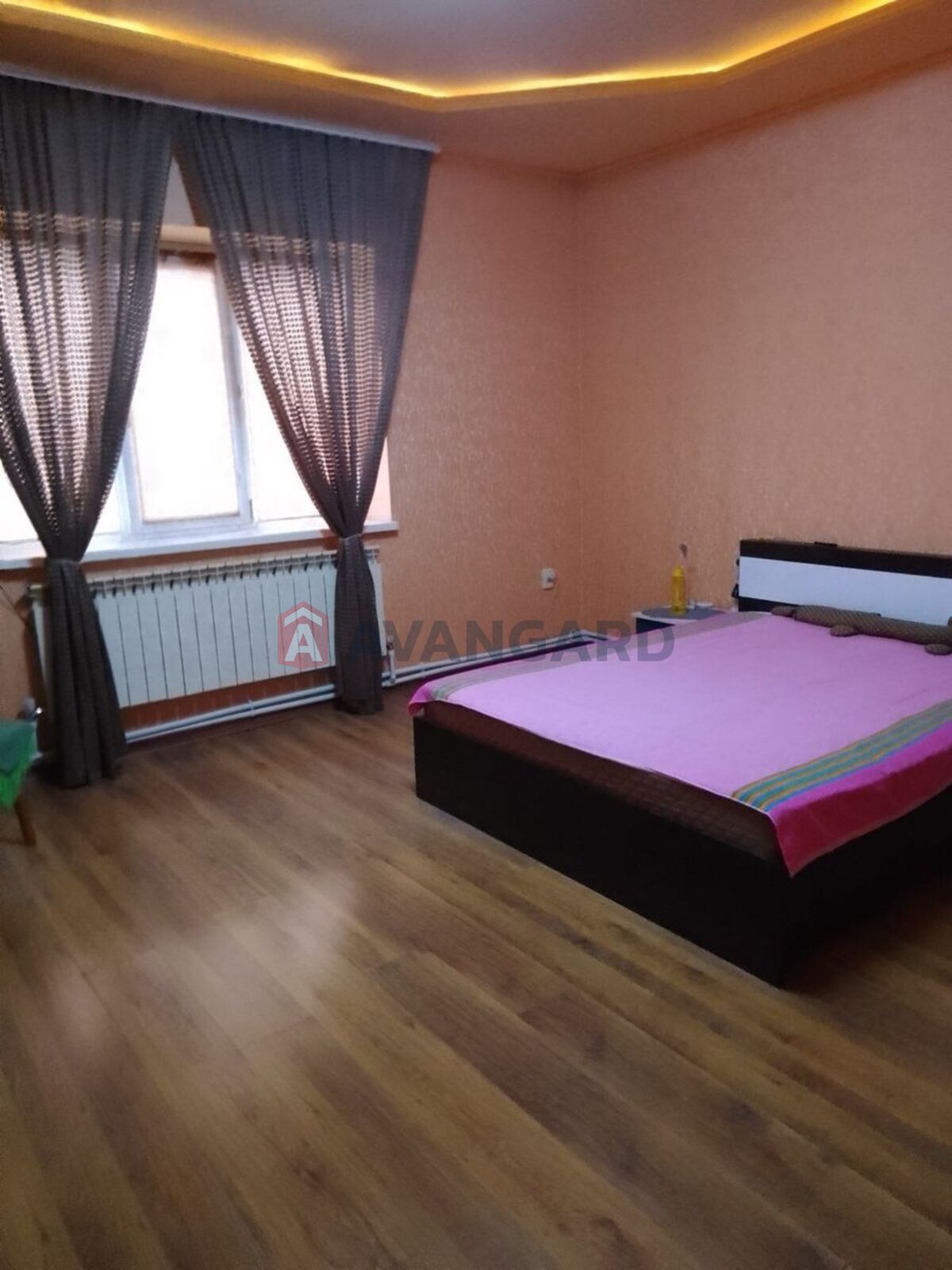 �������, 270 ��.�. ���� 7