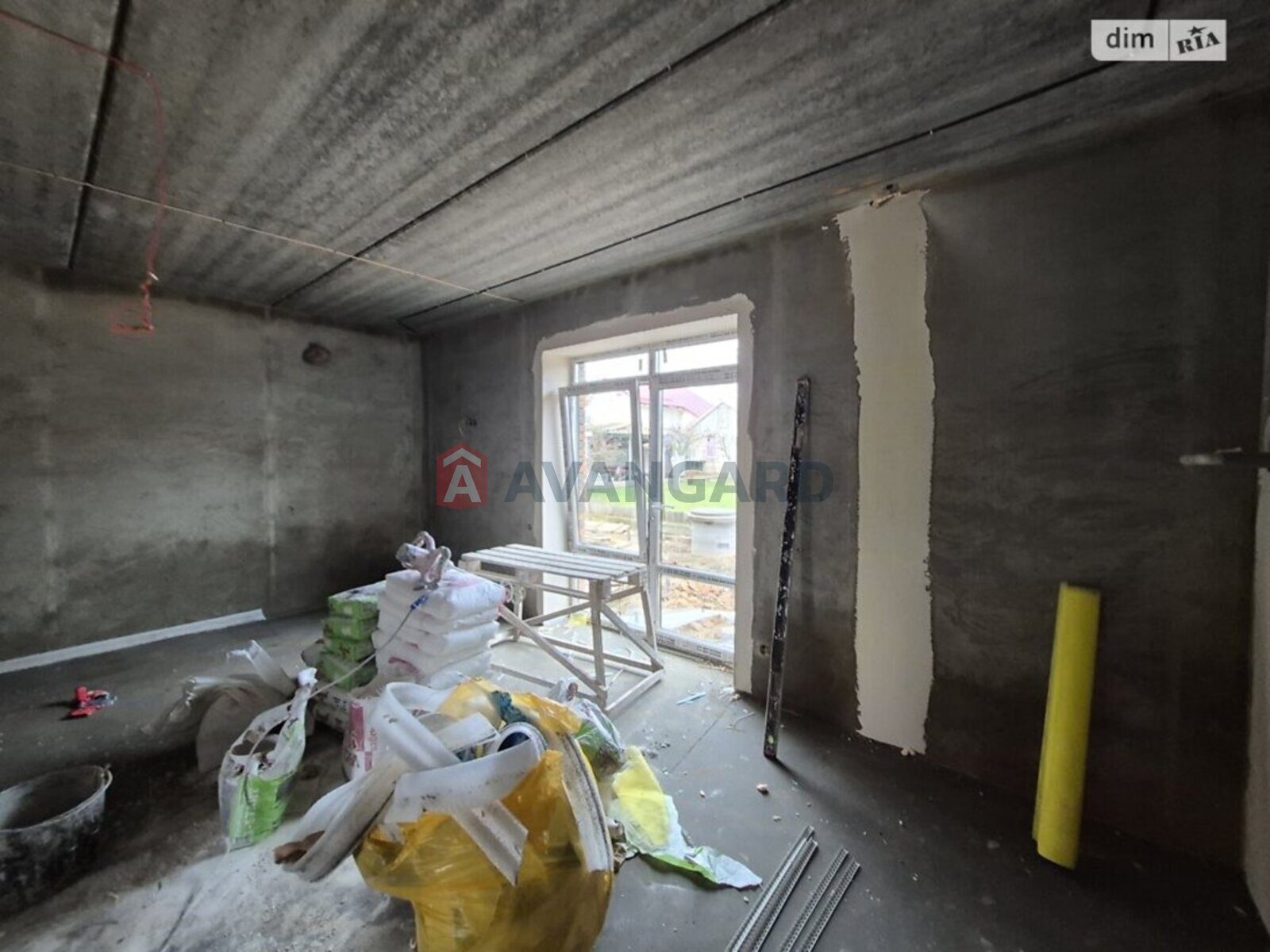 �������, 105 ��.�. ���� 10