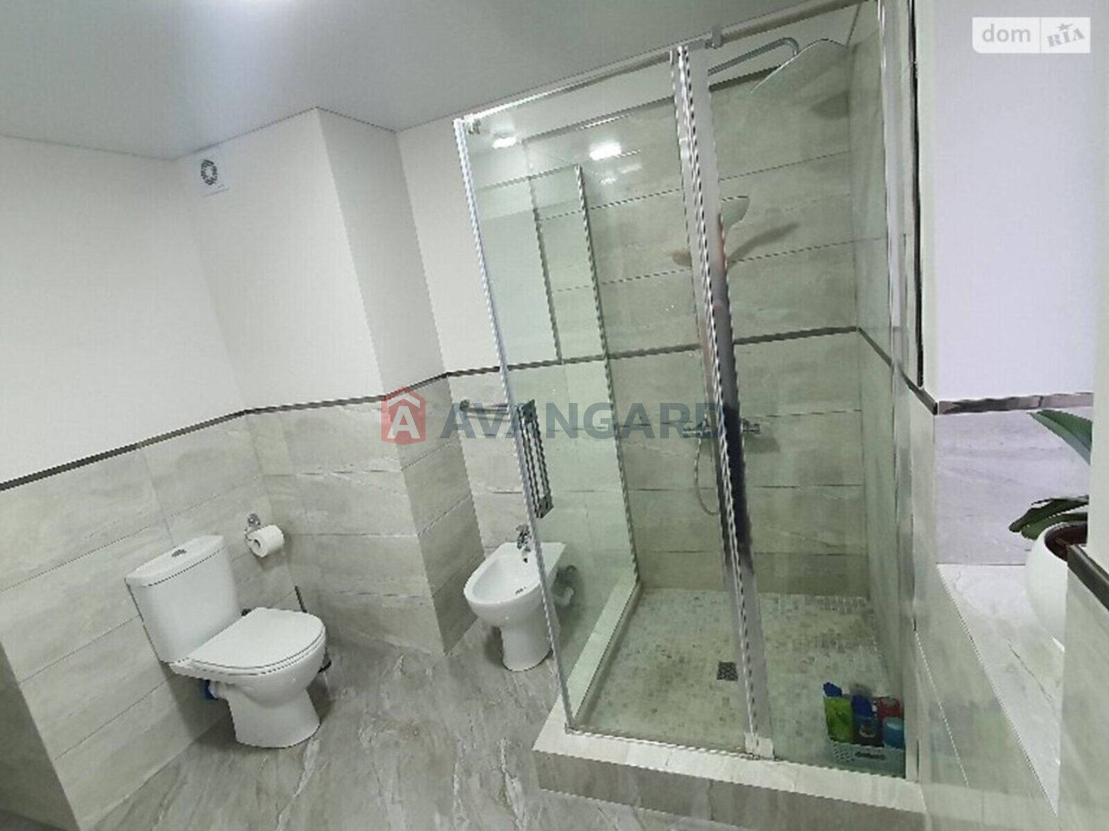 �������, 340 ��.�. ���� 15