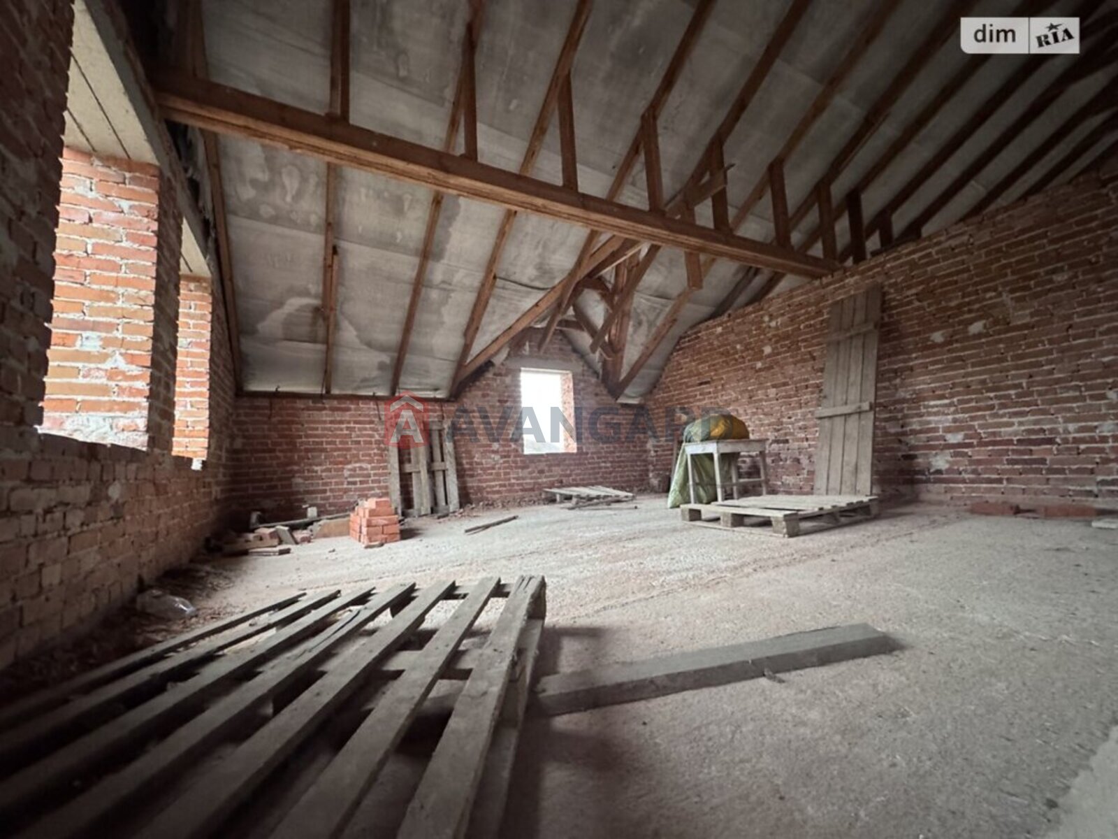 250 ��.�. ���� 16