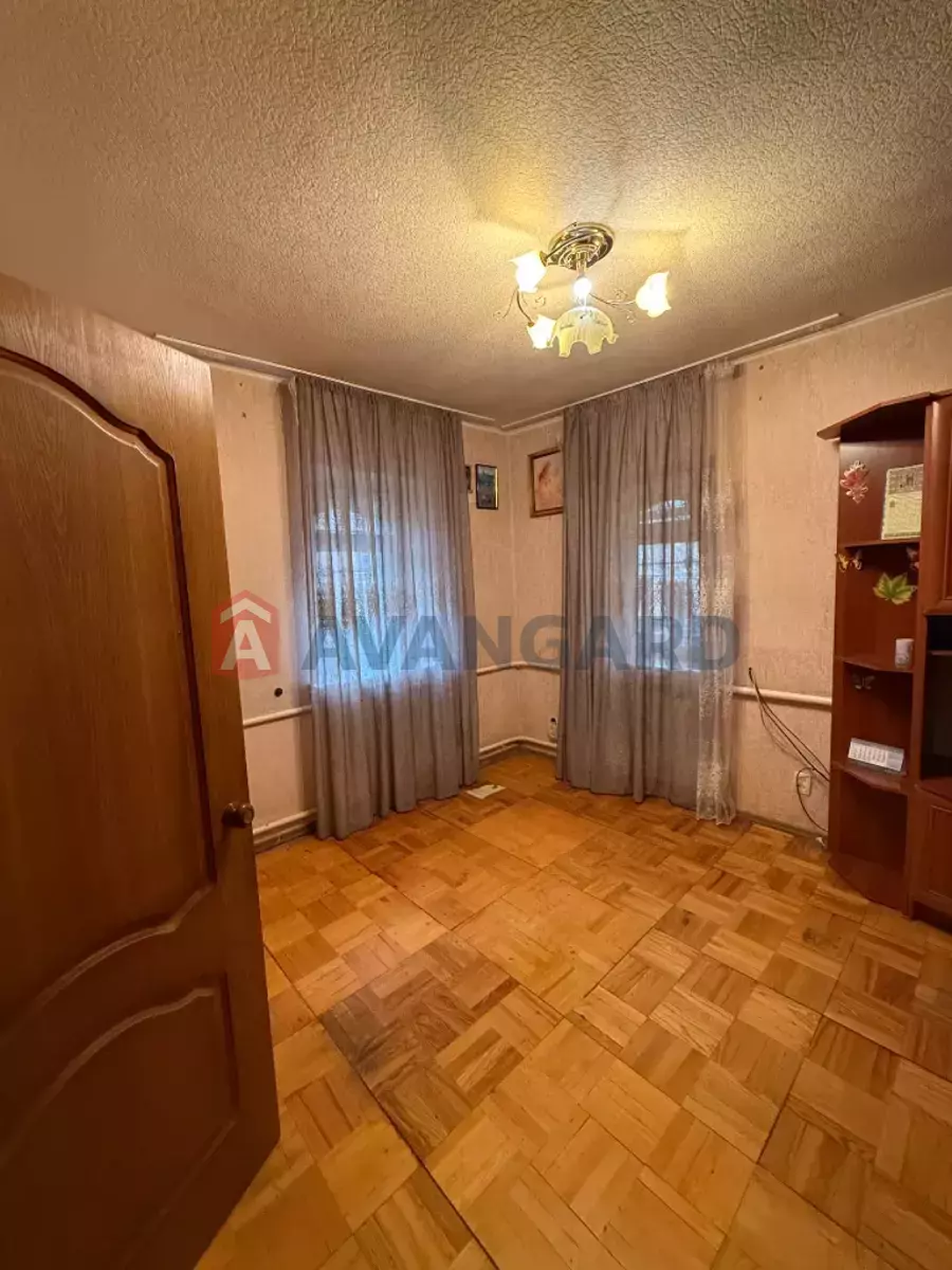 �������, 83 ��.�. ���� 16