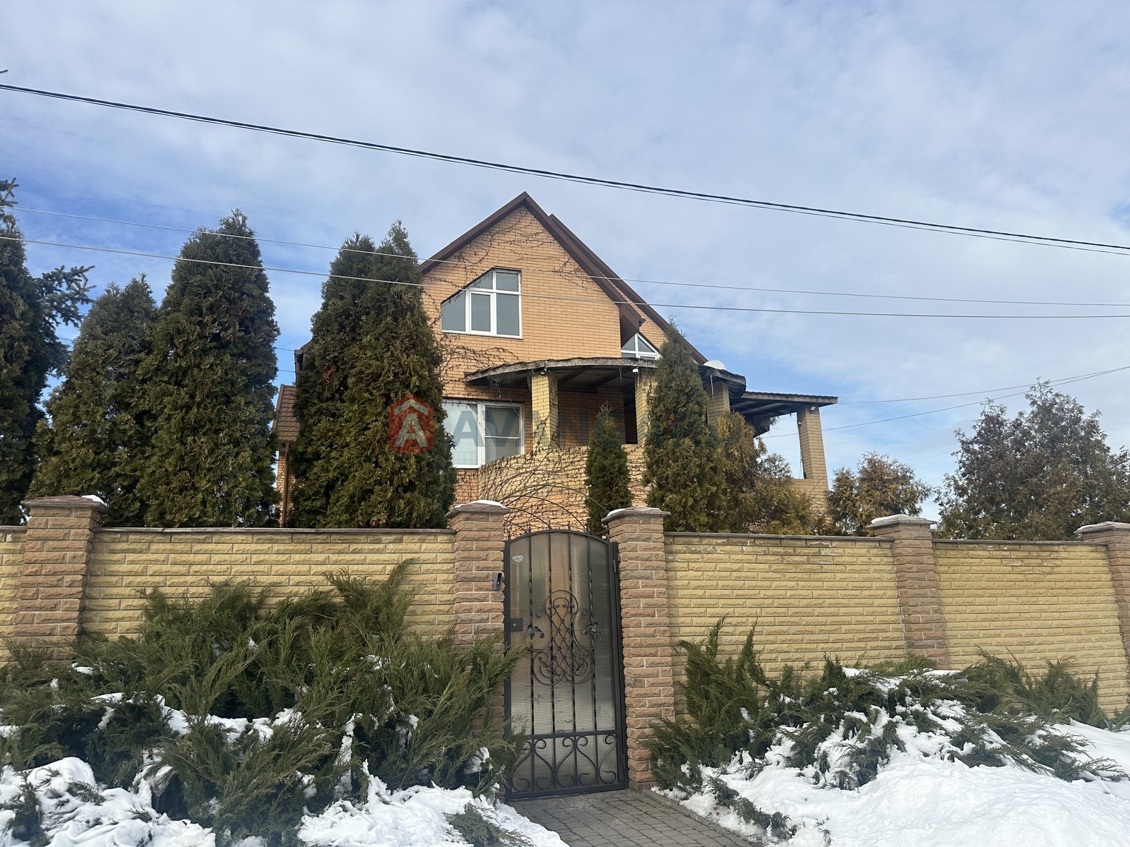 ���, 300 ��.�. ���� 17