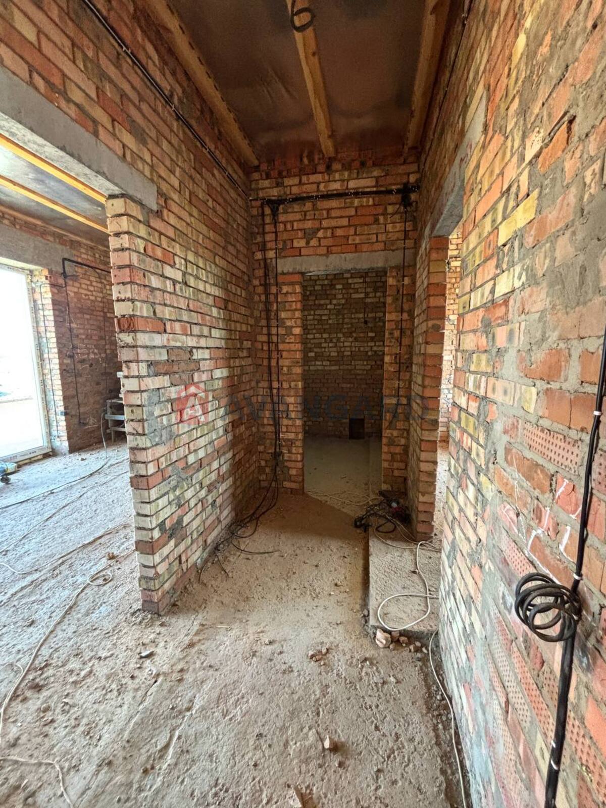 , 110 ..  4