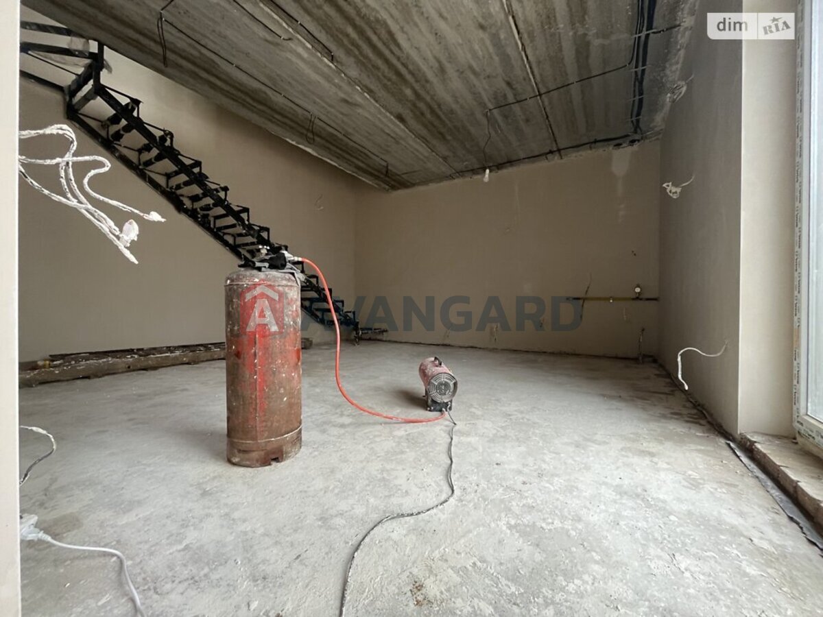 ��������, 70 ��.�. ���� 7