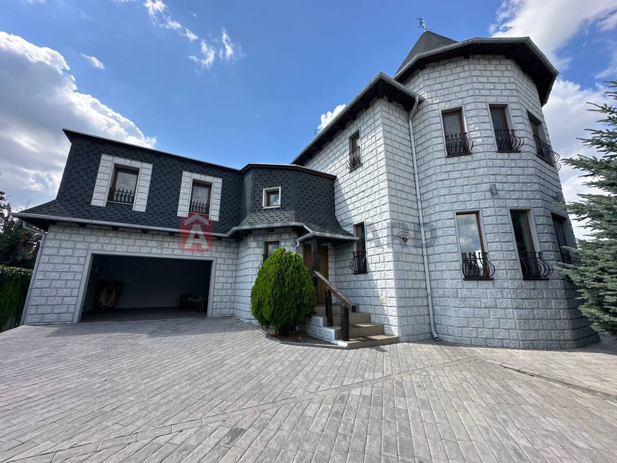 �������, 740 ��.�. ���� 5