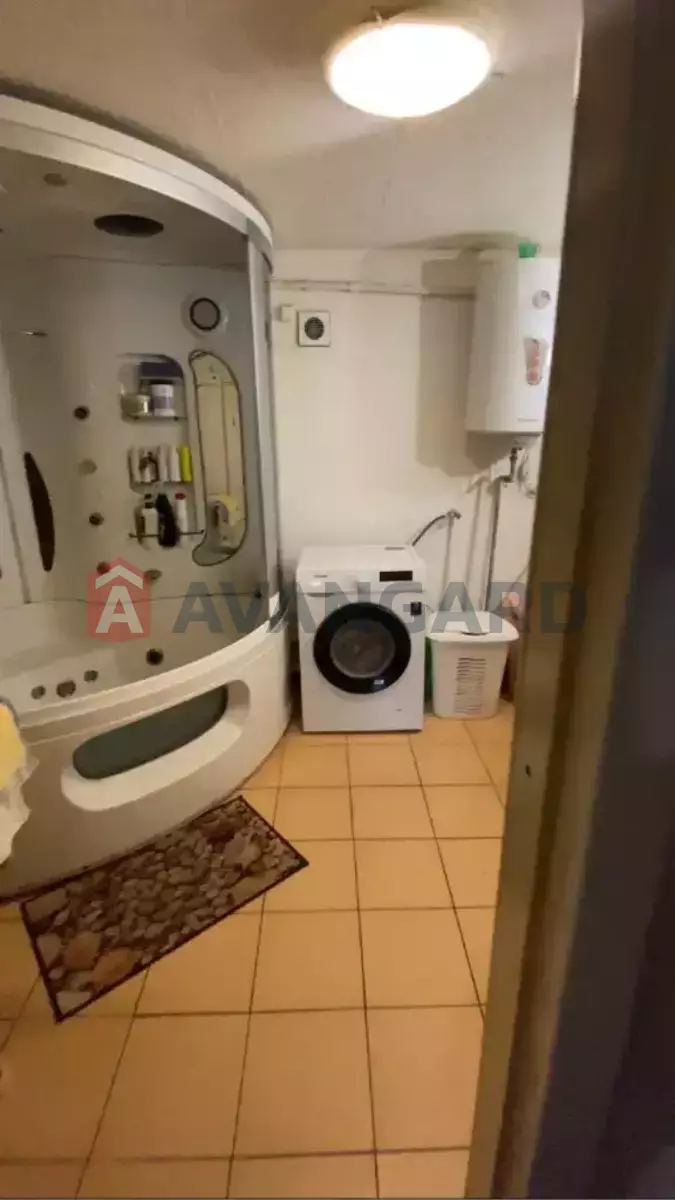�������, 156 ��.�. ���� 15