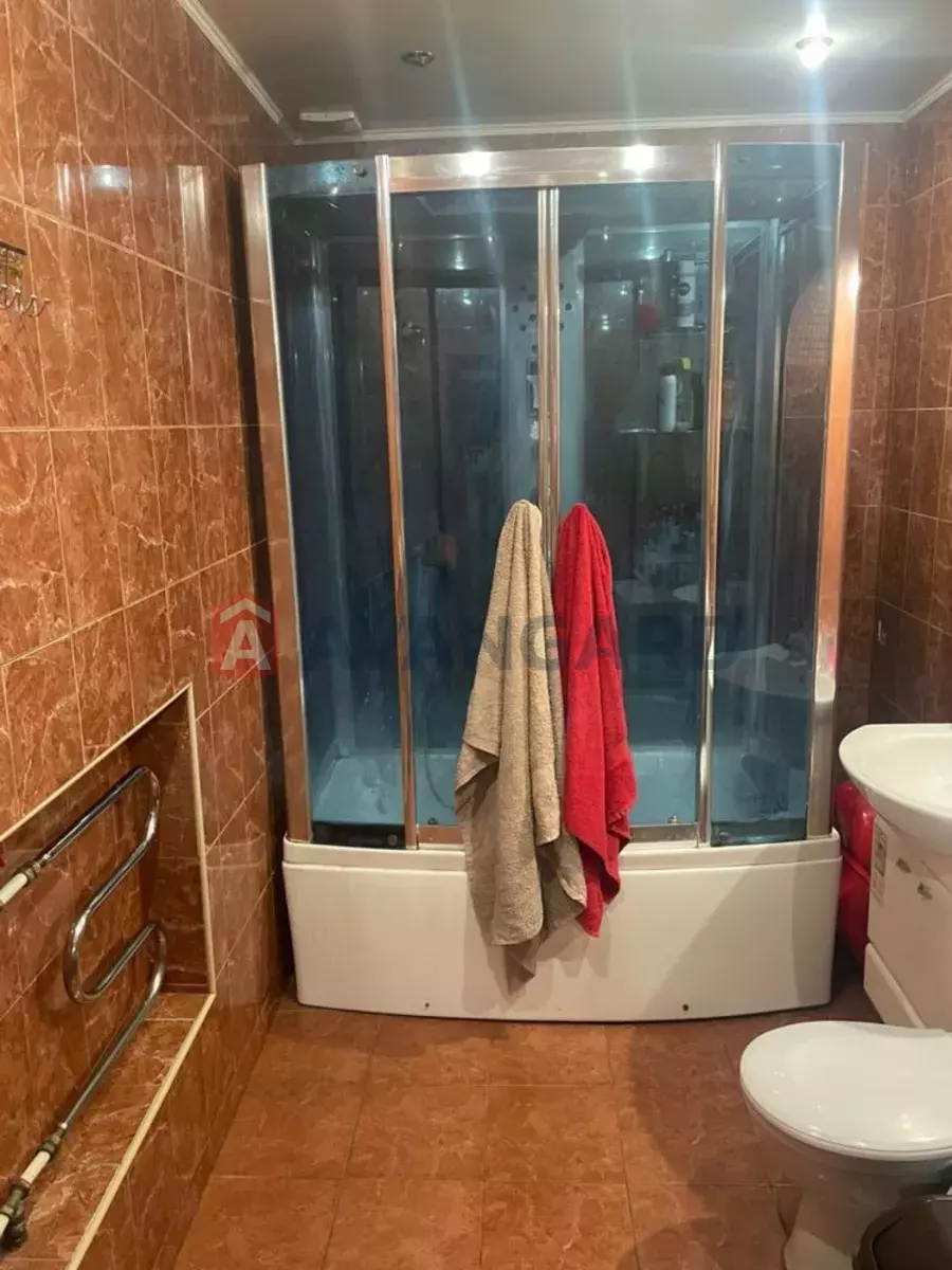 �������, 90 ��.�. ���� 18