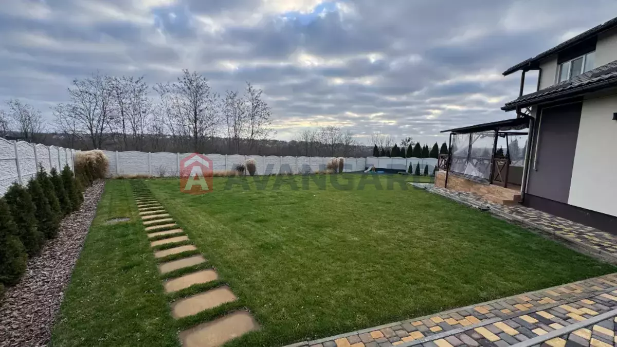 �������, 180 ��.�. ���� 16