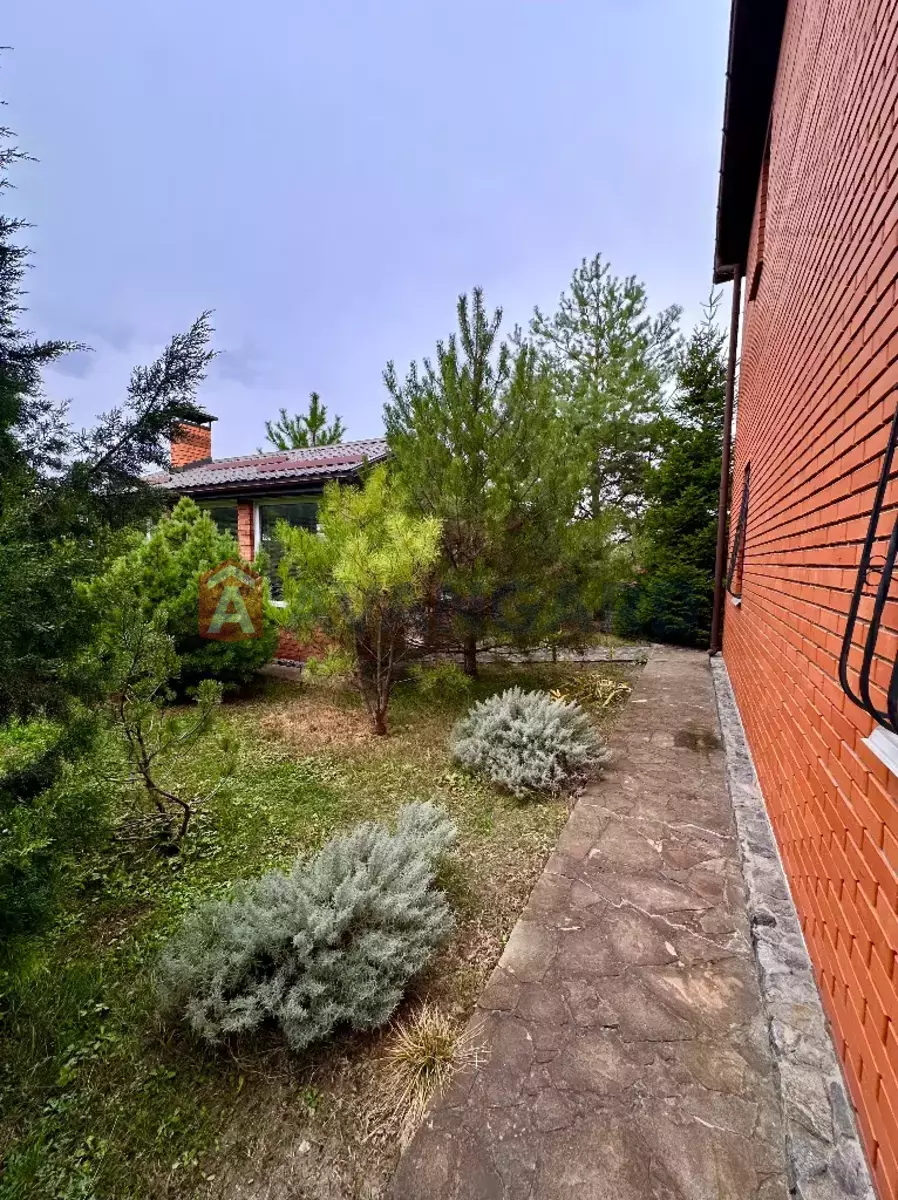 �������, 176 ��.�. ���� 8