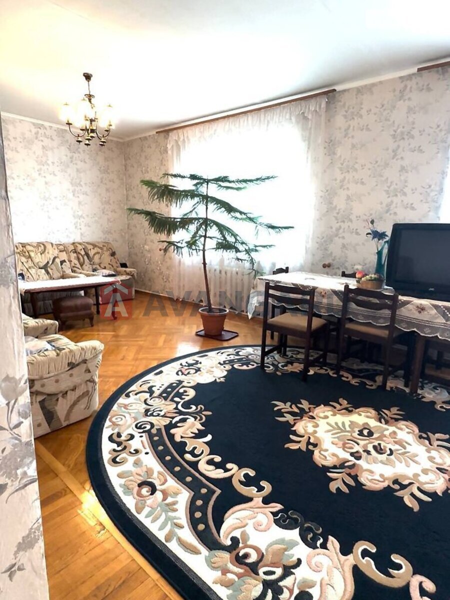 Будинок, 250 кв.м. фото 2 Будинок, 250 кв.м. фото 2