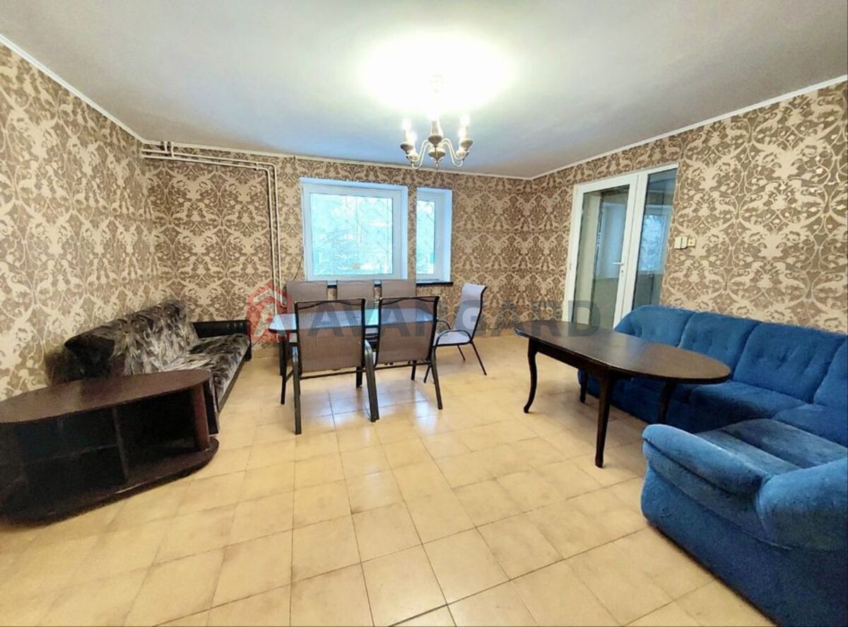 �������, 350 ��.�. ���� 8