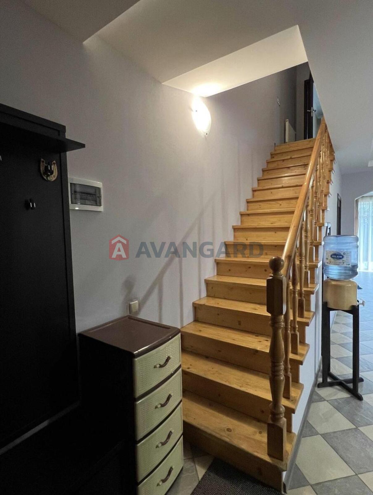 ��������, 175 ��.�. ���� 7